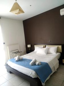 Holiday Nest & parking