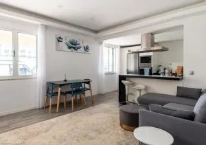 Lovely 1-bedroom apartment with parking ocean view - São Martinho