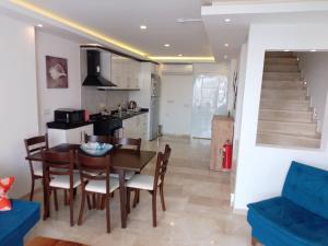 Stone House Aparts Dublex 3 plus1 mit Meerblick und Jakuzzi Kalkan No 6