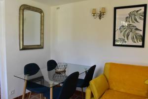 Appartements Logement provencal entier a 15 min des plages : photos des chambres