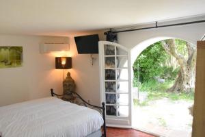 Appartements Logement provencal entier a 15 min des plages : photos des chambres