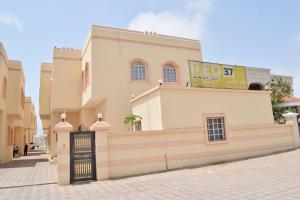 RED Bn Breek Villa