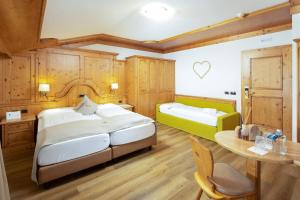 Triple Room with Balcony room in Hotel Galli