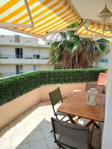 Appartements Superbe appartement ensoleille - Vue mer, Clim et Parking : photos des chambres