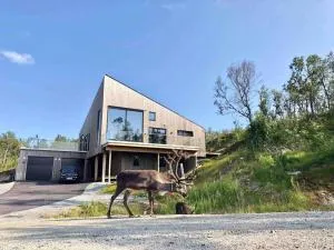 Spectacular new build house with an amazing view! - Kvaløya, Tromsø - Nygård