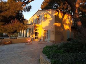 Appartements Gite de charme independant bord de mer calanque / Charming villa, seaside of the blue coast : photos des chambres