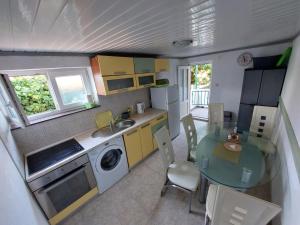 Peaceful & cozy Rest House, 80m from beach