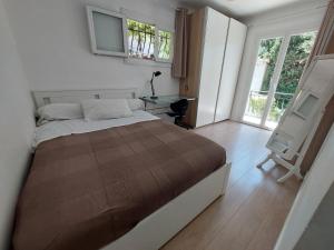 Maisons de vacances Charmant haut de villa : photos des chambres