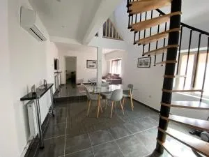 Maison Wintzenheim - 万泽内姆