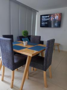 Moderno y confortable apartasol cerca al parque del café!