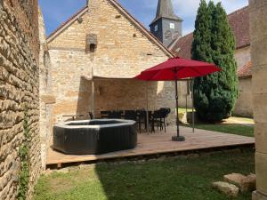 Maisons de vacances Le Presbytere - Touillon, jacuzzi, 4 chambres pour 10 : photos des chambres