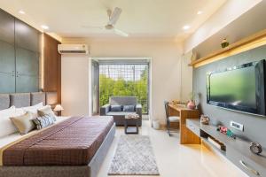 StayVista at The Magnolia Farm in Amritsar 3 BR villa with Indoor Pool & Jacuzzi