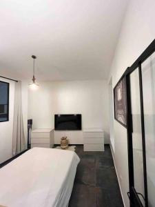 Loft de Courcaille - Balneo - Free Parking - WIFI