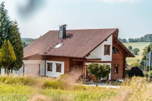 Steewer Landhaus gemütliche Ferienwohnung bis 6 Pers in ruhiger Ortsrandlage