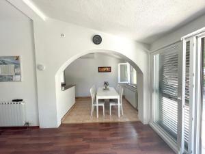 Welcoming House in Poljica with Private Pool