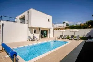 Villa Serra Mar - Venda Nova