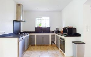 Maisons de vacances Lovely Home In Fayence With Wifi : photos des chambres