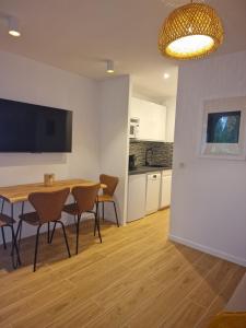 Appart 2 chambres Piscine chez ROX - Résidence du Golf