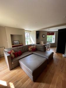 Luxury Apartment - Great Location