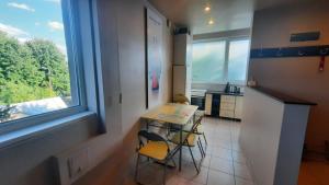 Spacious, modern condo in new villa - sleeps 6