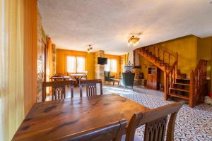 -VİLLA Vildan- 12 KİŞİLİK ÖZEL HAVUZLU 6 ODALI VİLLA