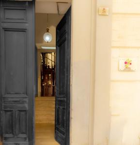 Flower Rooms Cagliari