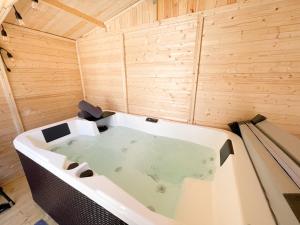 Appartements Jacuzzi au Cocon brestois : photos des chambres
