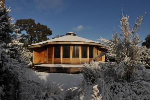 obrázek - Mangawhero - Modern Yurt Style Chalet, Ohakune