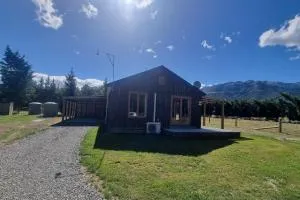Sherwood Ranch Cottages - 403 Woodbank Road - Springs Junction