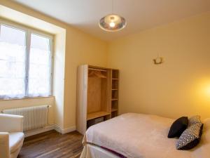 Charmante Maison de Campagne à Tourtoirac, Animaux Admis - FR-1-616-333