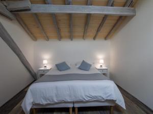 Maisons de vacances Gite Agonac, 5 pieces, 9 personnes - FR-1-616-332 : photos des chambres