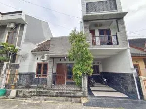 Kenayan Homestay Jogja - Salakan