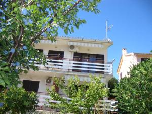 Room in Cres with sea view, balcony, air conditioning, WiFi 4249-5