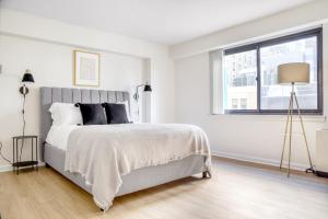 Spacious Beacon Hill 2BR wViews Gym BOS-497