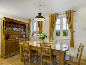 The Booking Office, Stoke Edith Station