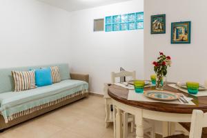 Afroditi Ftelia Yasemi b