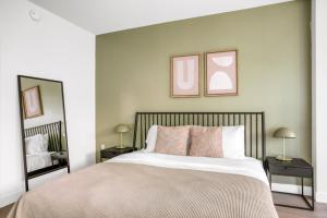 Koreatown Studio w Coworking Pool nr Metro LAX-872