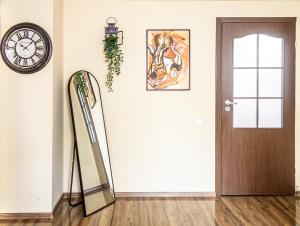 Sky Paradise - M&N Condos