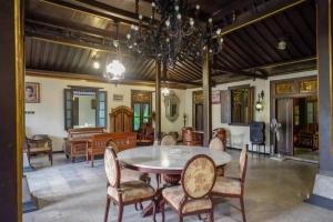 Cakra Homestay Solo Mitra RedDoorz