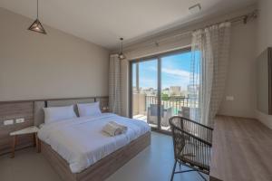 NEW! 2BR Duplex in Tawila, Gouna Private Jacuzzi, Garden, Lagoon & Pool