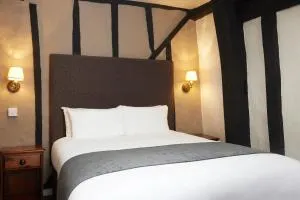 Bull Hotel by Greene King Inns - Maplestead