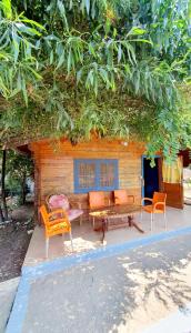 TONEDA Seaside Bungalows