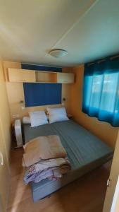 Chalets La Maison du bonheur Mobil-home camping 3 etoiles Paris a 45 Km : photos des chambres