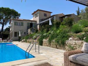 Villas Beautiful Villa Vence Provence : photos des chambres