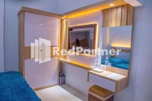 Hotel Rais Palopo Exclusive Mitra RedDoorz