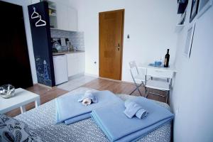 Studio Apartments Shanti