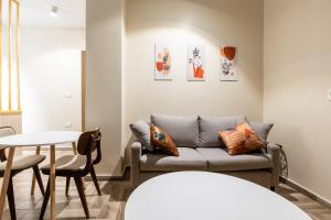 BIRD NEST Near Arkan Plaza