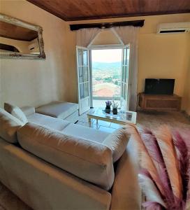 VILLA CHRYSANTHOS