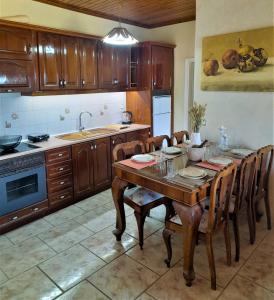 VILLA CHRYSANTHOS
