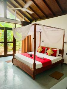 Mango Tree House